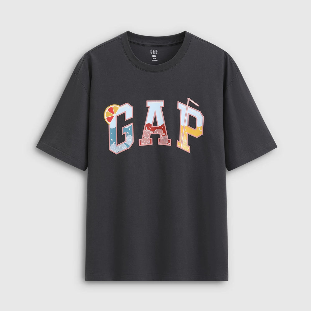 Cheng Yi endorses Gap men's and women's clothing for the summer of 2026 with a new logo printed loose short sleeved T-shirt 854340