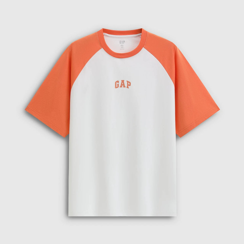 Cheng Yi endorses Gap Men's and Women's 2026 Summer Edition printed logo contrasting shoulder length short sleeved T-shirt 725618