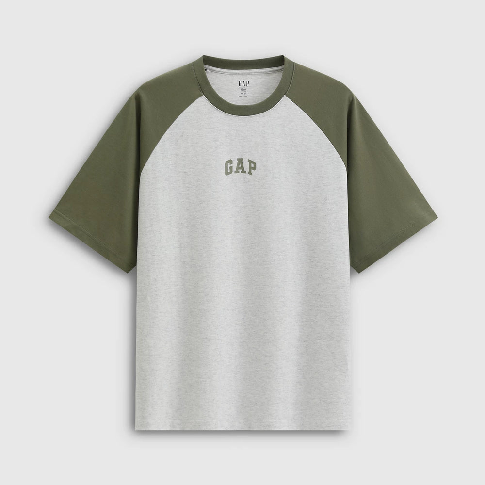 Cheng Yi endorses Gap Men's and Women's 2026 Summer Edition printed logo contrasting shoulder length short sleeved T-shirt 725618