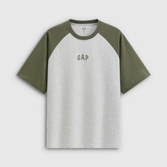 Cheng Yi endorses Gap Men's and Women's 2026 Summer Edition printed logo contrasting shoulder length short sleeved T-shirt 725618