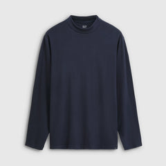 Cheng Yi endorses Gap men's spring collection with a semi high neck bottom and casual top 788434