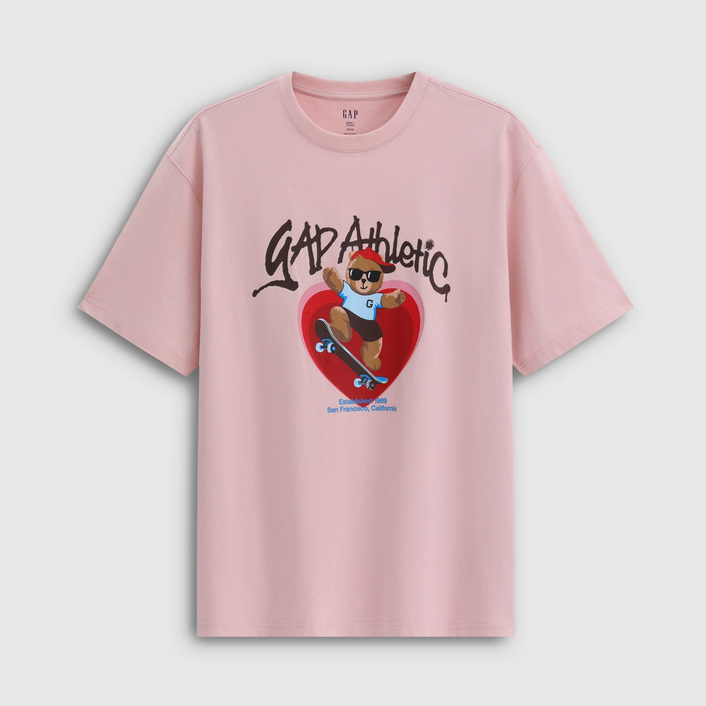 Cheng Yi endorses Gap men's and women's clothing for the spring of 2026, featuring a loose short sleeved T-shirt with a teddy bear print. 866208