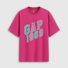 Cheng Yi endorses Gap men's and women's clothing for the summer of 2026, with a new cotton printed round neck short sleeved T-shirt 868289