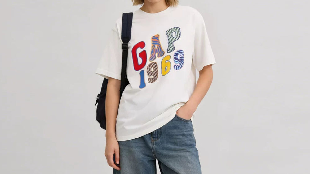 Cheng Yi endorses Gap men's and women's clothing for the summer of 2026, with a new cotton printed round neck short sleeved T-shirt 868289