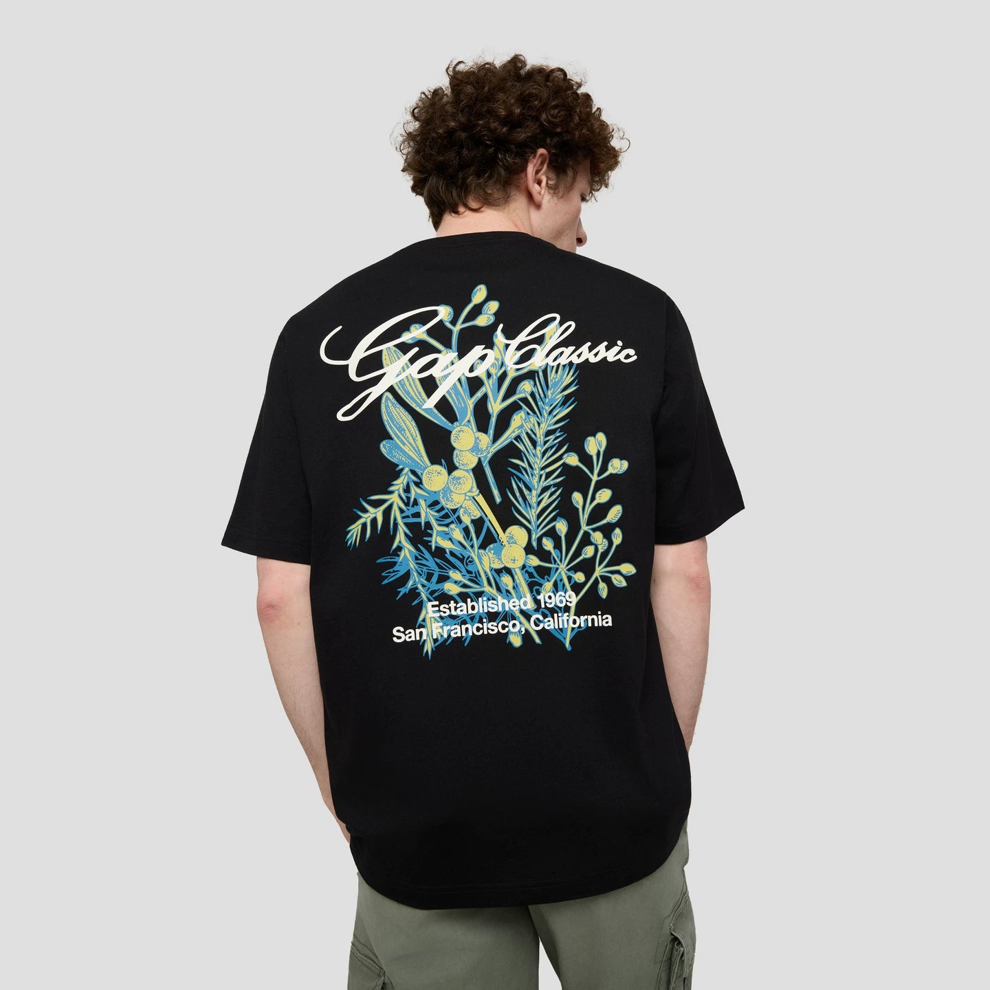 Cheng Yi endorses Gap men's and women's summer edition pure cotton printed logo round neck short sleeved T-shirt 727472