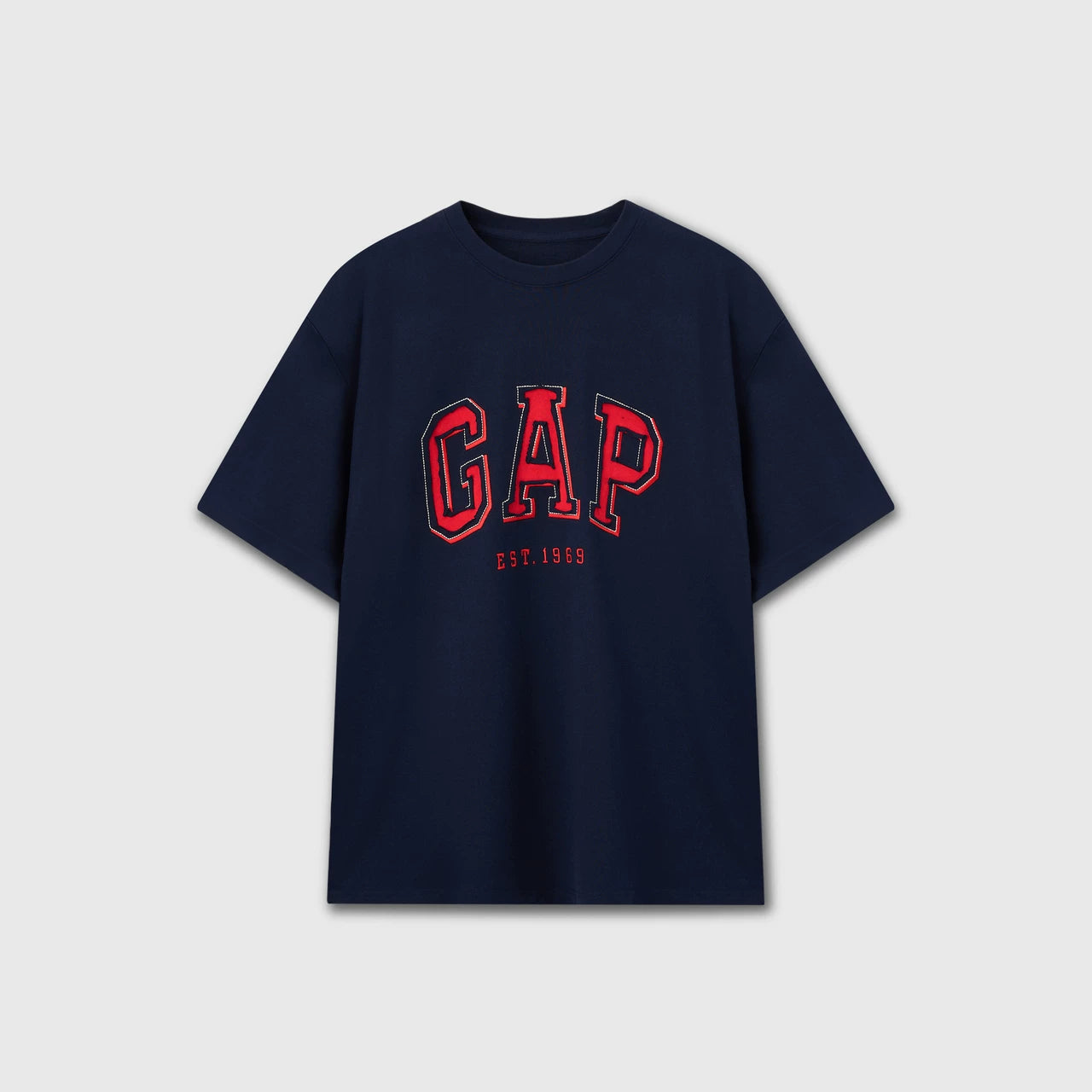 Cheng Yi endorses Gap men's and women's classic spring style spliced letter logo short sleeved T-shirt American 637536