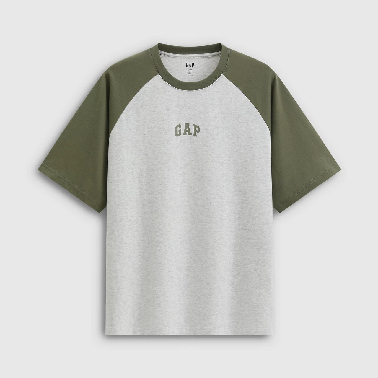 Cheng Yi endorses Gap Men's and Women's 2026 Summer Edition printed logo contrasting shoulder length short sleeved T-shirt 725618