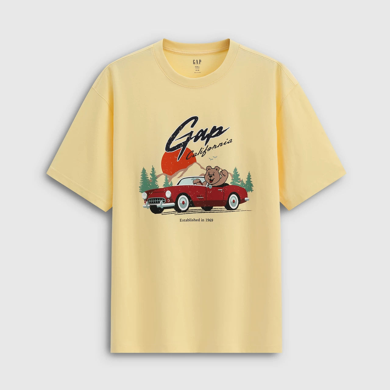 Cheng Yi endorses Gap men's and women's clothing for the summer of 2026 with a new logo printed loose short sleeved T-shirt 866351