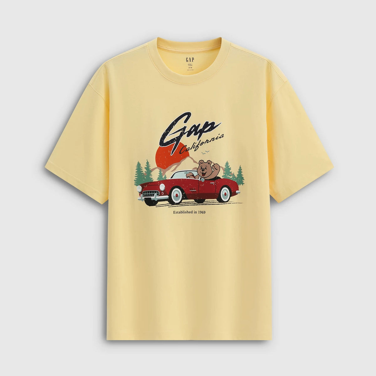 Cheng Yi endorses Gap men's and women's clothing for the summer of 2026 with a new logo printed loose short sleeved T-shirt 866351