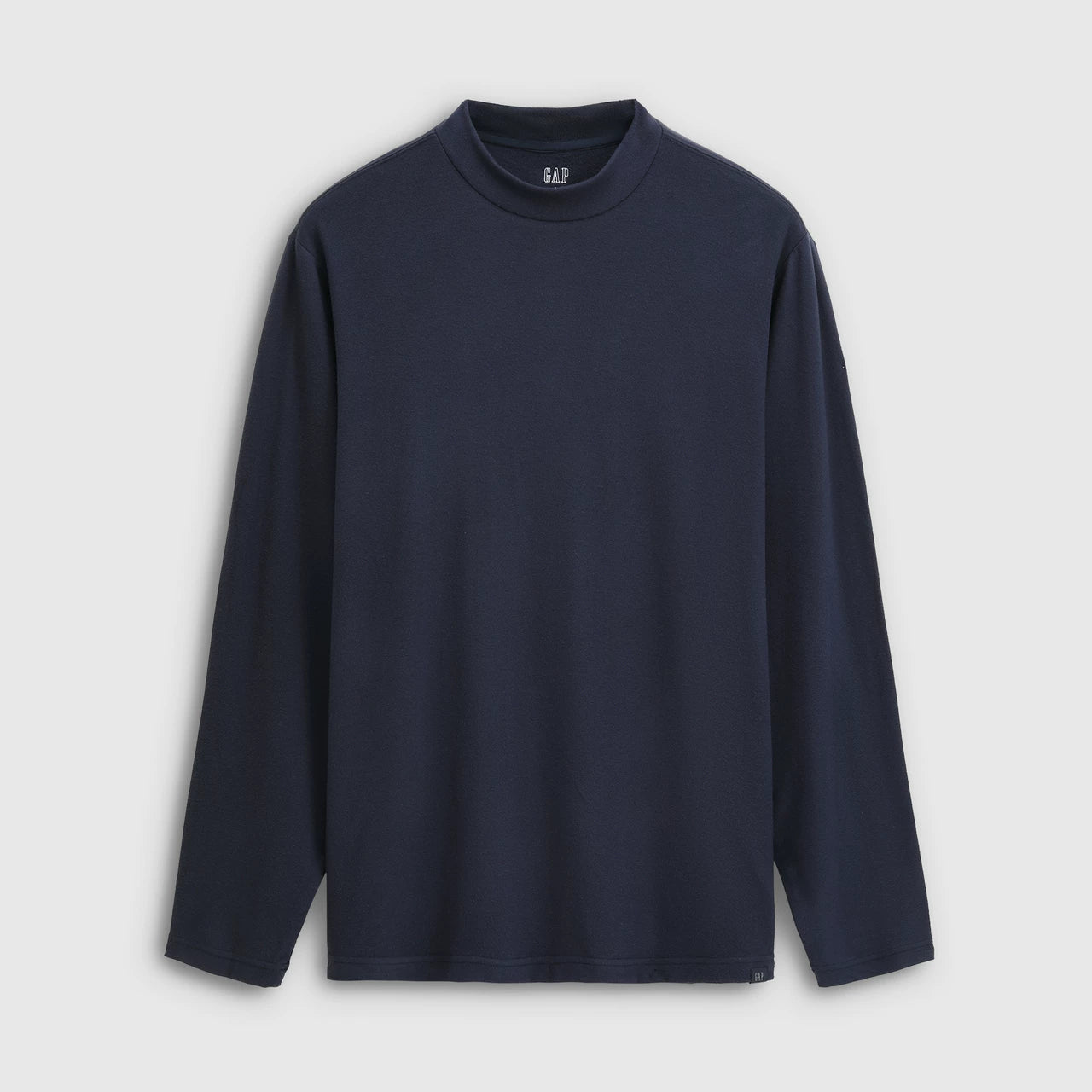 Cheng Yi endorses Gap men's spring collection with a semi high neck bottom and casual top 788434