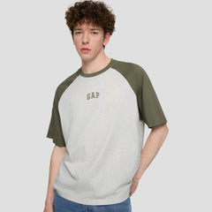Cheng Yi endorses Gap Men's and Women's 2026 Summer Edition printed logo contrasting shoulder length short sleeved T-shirt 725618