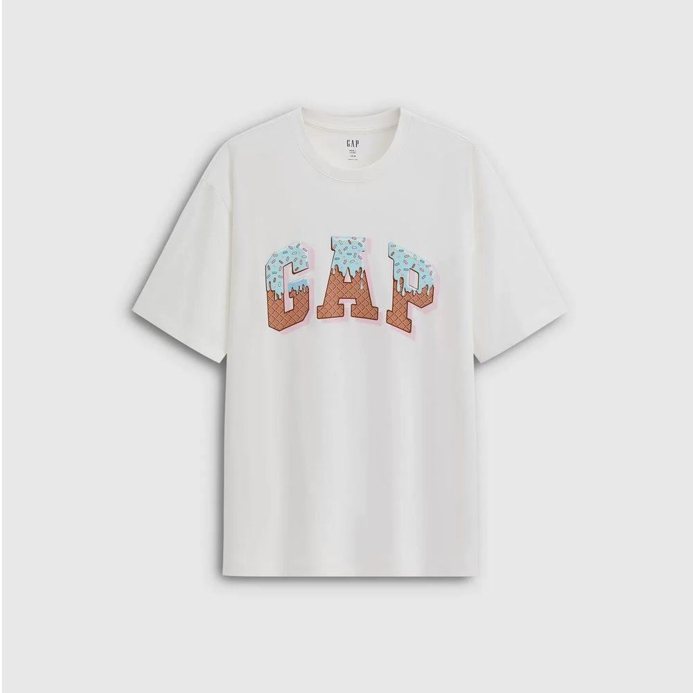 Cheng Yi endorses Gap men's and women's clothing for the summer of 2026 with a new logo printed loose short sleeved T-shirt 854340